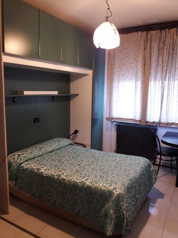 Albergo Piccadilly Medolago Exterior photo